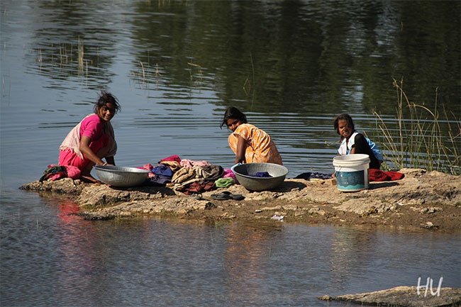 Nehirde Çamaşır Yıkamanın Neşesi, Hindistan      Fotoğraf: Halil Uğur 
