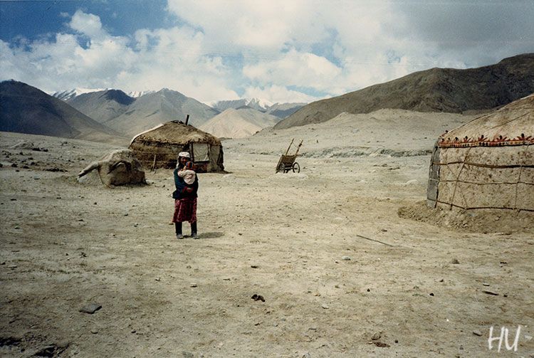 Kırgız Obası, Karakurum Geçidi, Uygur Bölgesi, Çin, 1984. Fotoğraf: Halil Uğur 