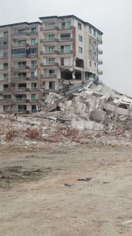 Bir Depremzedenin Tarihsiz Günlüğü-Son - Sümeyra Öztimur (Türkçe Öğretmeni)