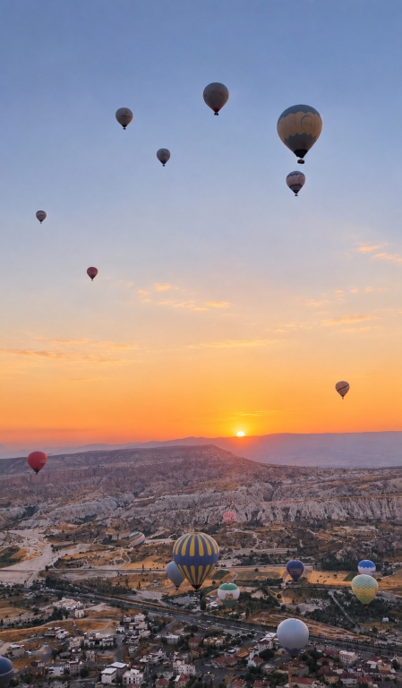 Kapadokya'nın Taşlara Gizlenmiş Hikâyesi