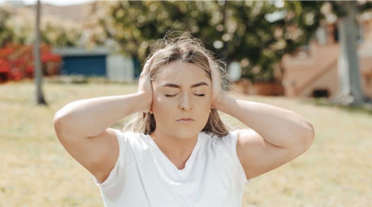 Sesli Bilim(2) /  Tinnitus Hastalığı, Tarihi ve Psikolojik Rahatsızlıklarla İlişkisi 'Özgün Ahmet Efetürk'